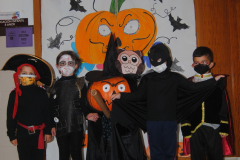 Hallow-004