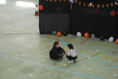 Hallow-037