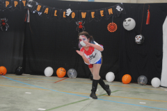 Hallow-050