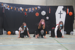 Hallow-073